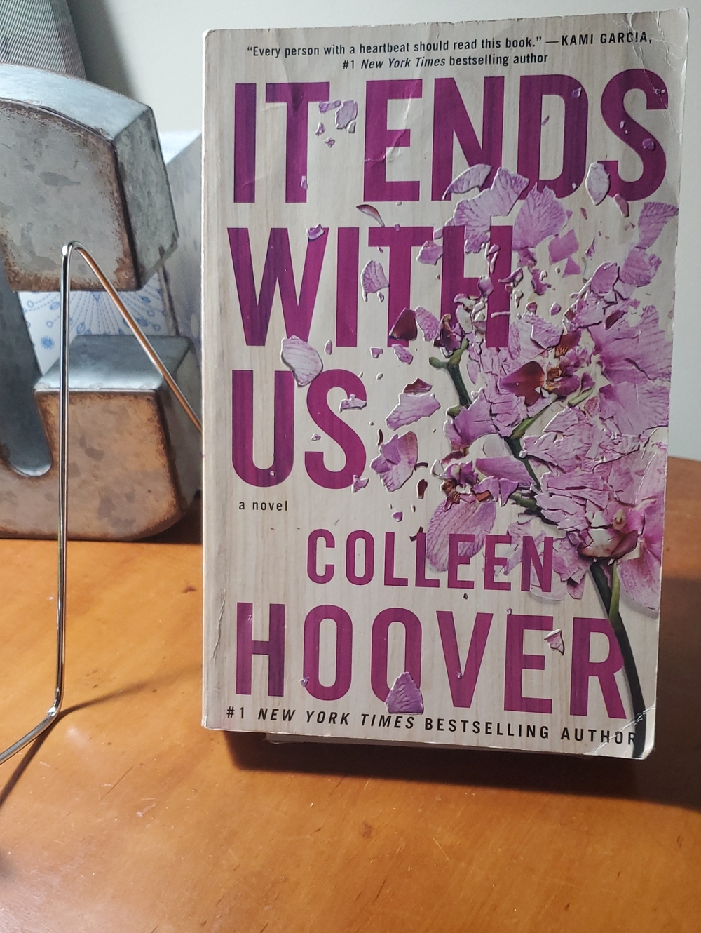 'It Ends With Us' Paperback Novel - Pink Floral Cover